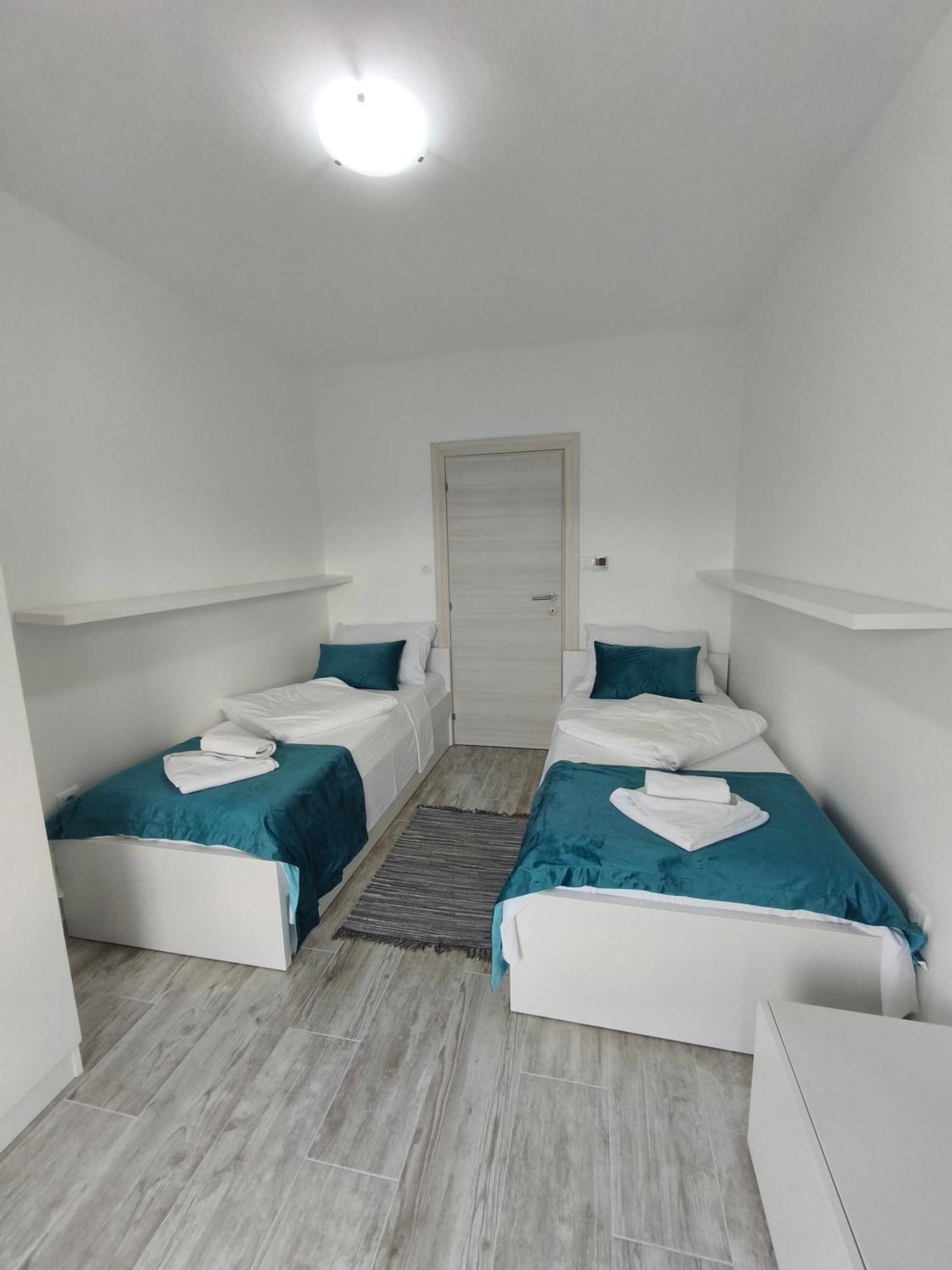 Apartment Romana *